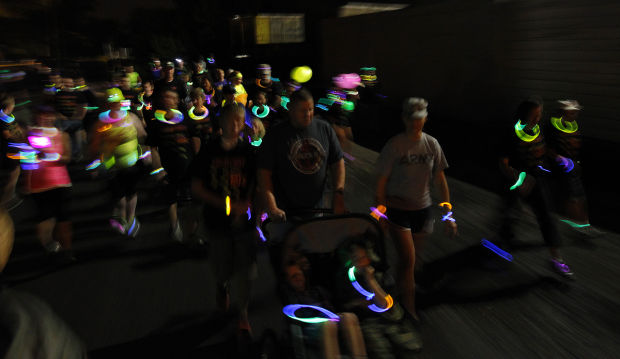 082512mp-taylor-morris-glowstik-5K-8